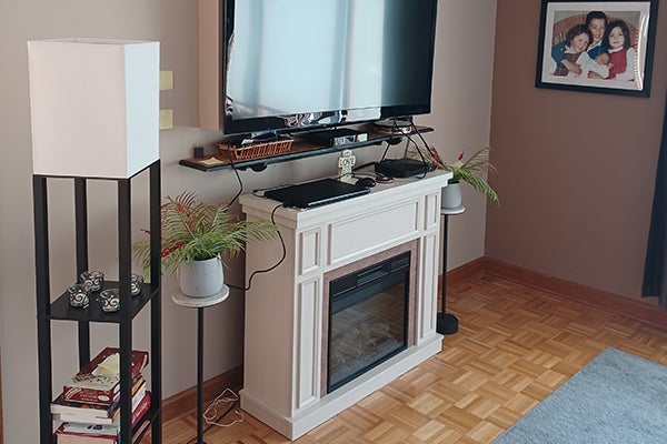 Gas Fireplace Bump-in 2 (Before)